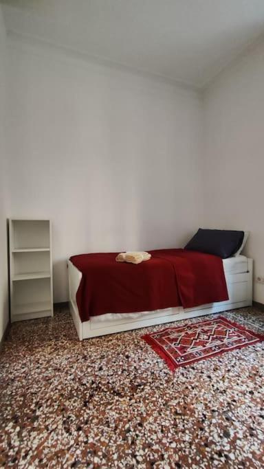 Cozy Apartment Near The Colosseum Roma Exterior foto