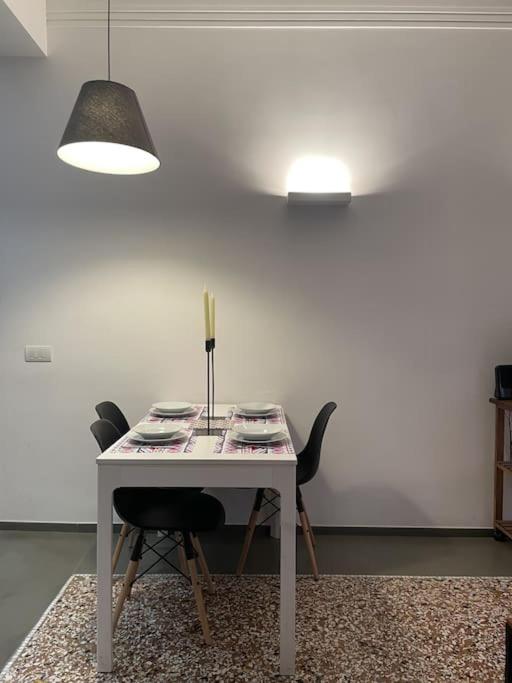 Cozy Apartment Near The Colosseum Roma Exterior foto